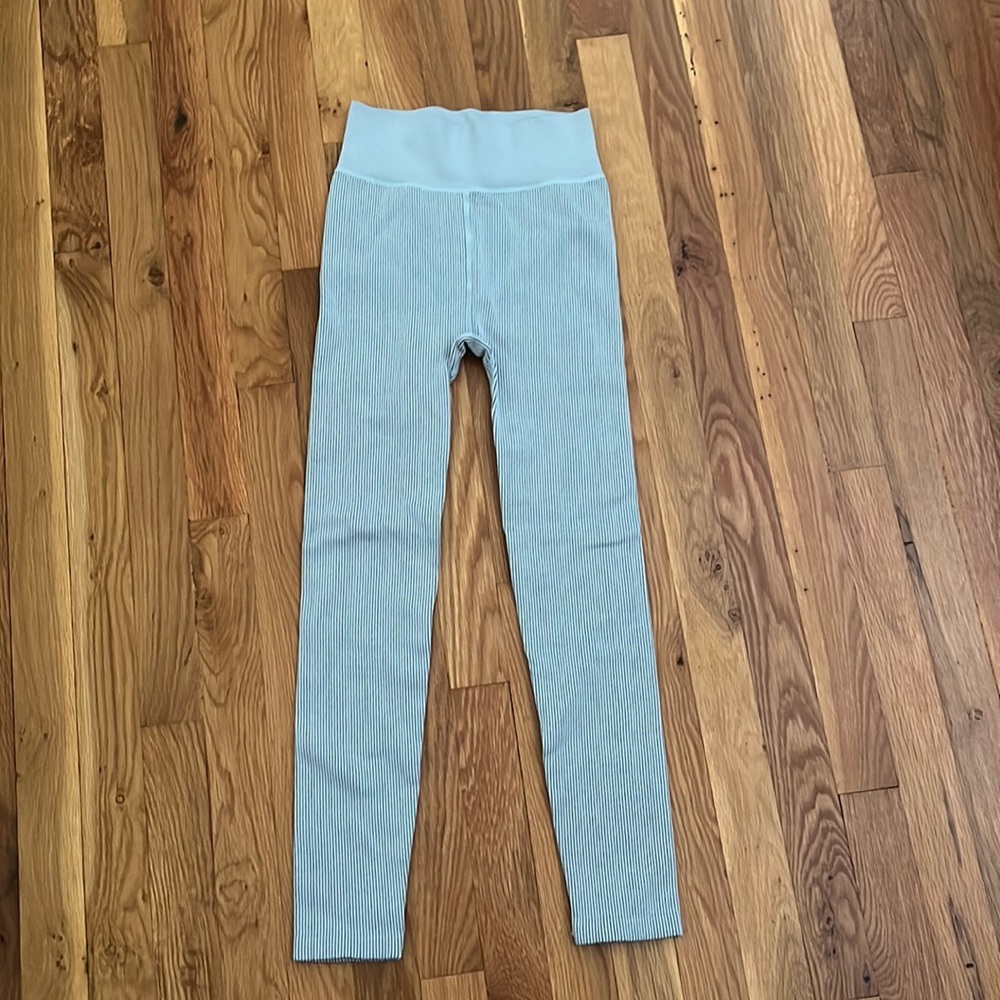 Blue Calvin Klein workout leggings